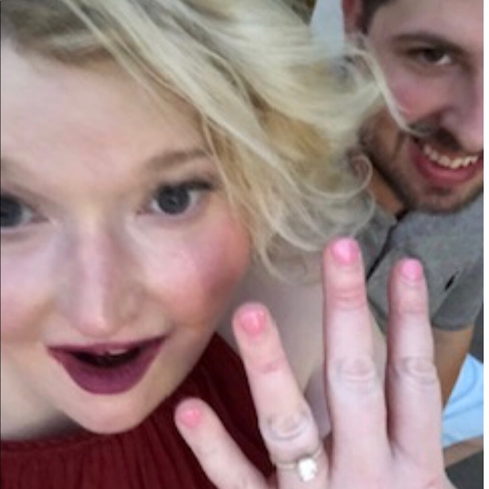 Meet your Posher, Paige!!